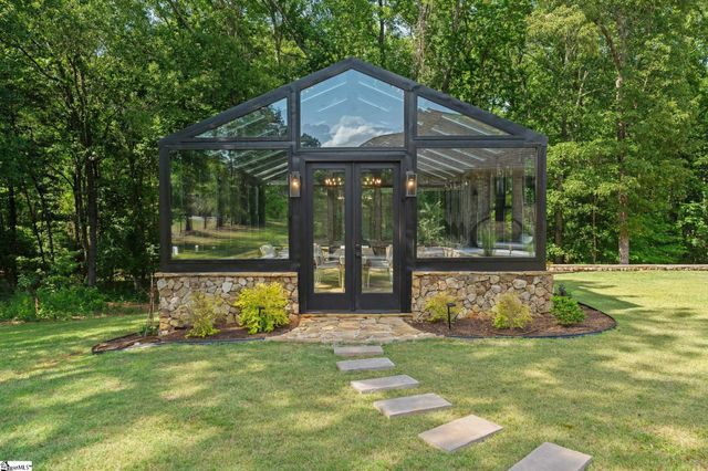 27 Clock Tower Court, Belton, SC 29627