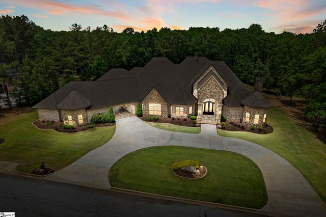 27 Clock Tower Court, Belton, SC 29627