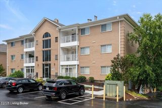 8505 Atrium Dr 103, Louisville, KY 40220