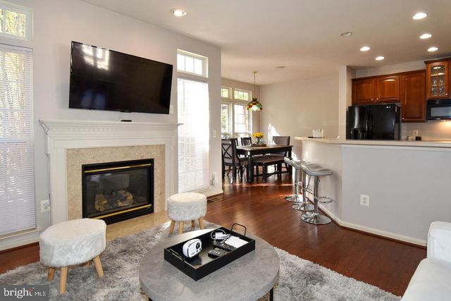 16032 BARN SWALLOW PL, Woodbridge, VA 22191