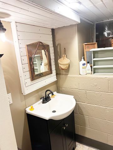 510 E Earle Street, Landrum, SC 29356