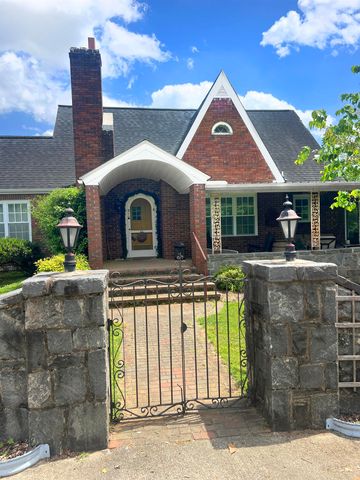 510 E Earle Street, Landrum, SC 29356