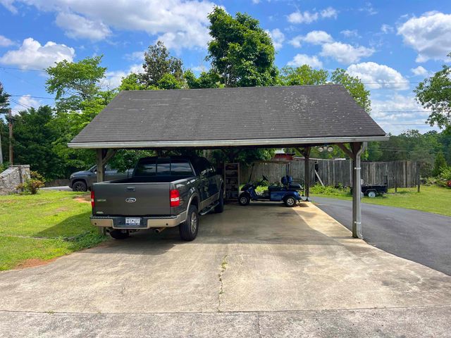 510 E Earle Street, Landrum, SC 29356