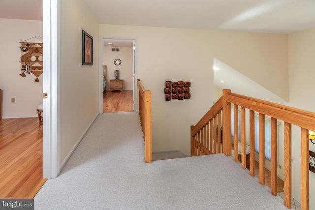 1 SYLVIA WAY, Robbinsville, NJ 08691