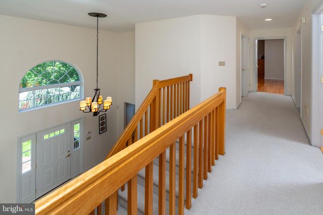1 SYLVIA WAY, Robbinsville, NJ 08691