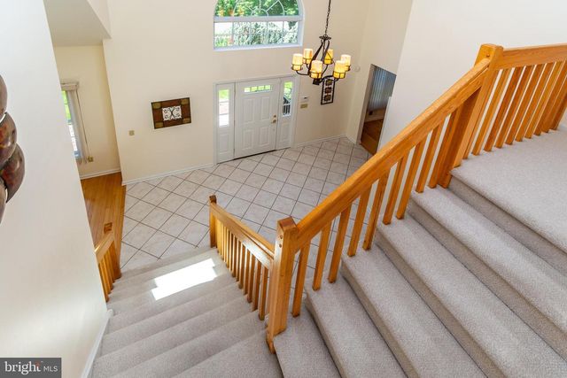 1 SYLVIA WAY, Robbinsville, NJ 08691
