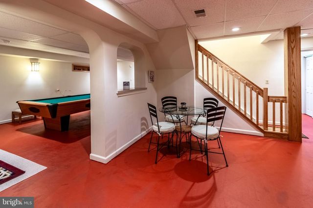 1 SYLVIA WAY, Robbinsville, NJ 08691