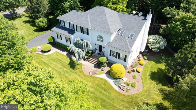 1 SYLVIA WAY, Robbinsville, NJ 08691