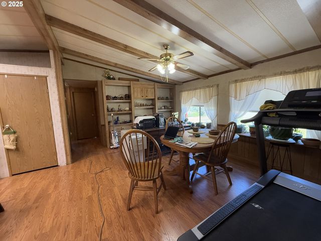 5189 STRICKLAND CANYON Rd, Roseburg, OR 97471