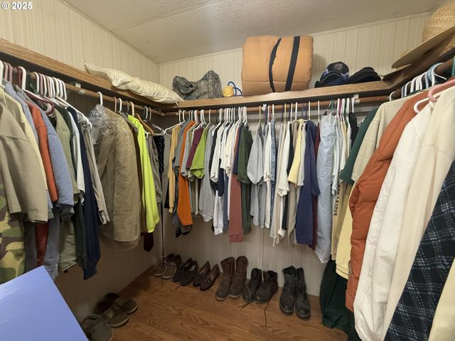 5189 STRICKLAND CANYON Rd, Roseburg, OR 97471