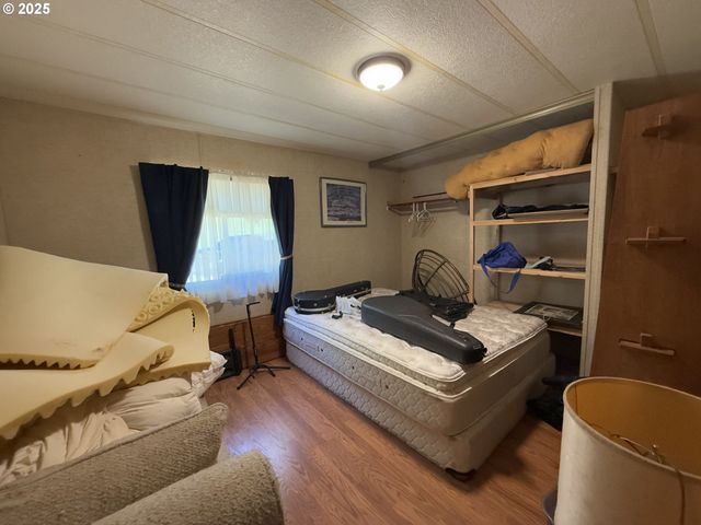 5189 STRICKLAND CANYON Rd, Roseburg, OR 97471