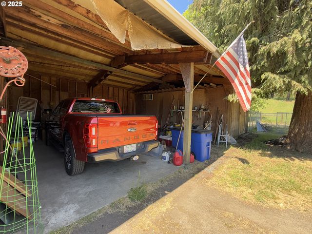 5189 STRICKLAND CANYON Rd, Roseburg, OR 97471