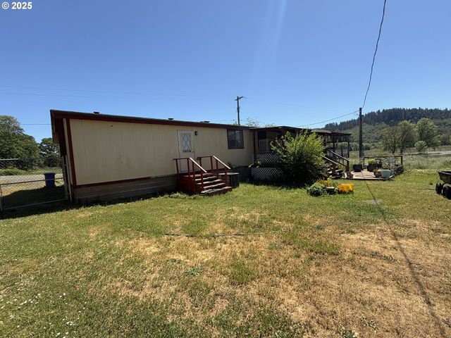 5189 STRICKLAND CANYON Rd, Roseburg, OR 97471