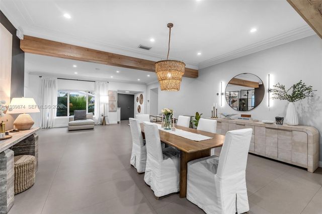 54 Bay Heights Dr, Miami, FL 33133