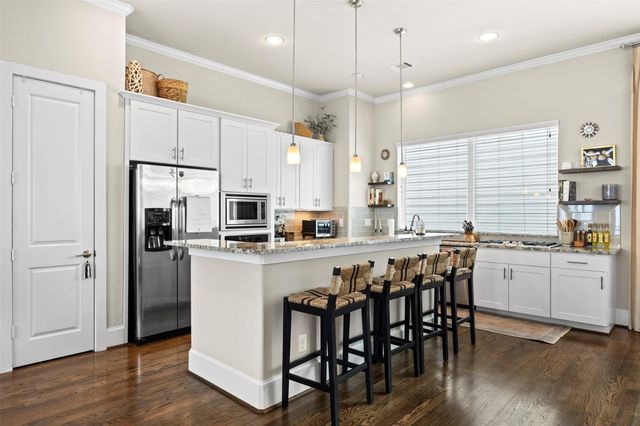 5528 Cornish Street E, Houston, TX 77007