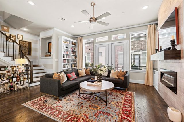 5528 Cornish Street E, Houston, TX 77007