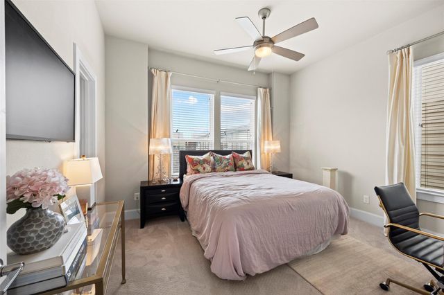 5528 Cornish Street E, Houston, TX 77007