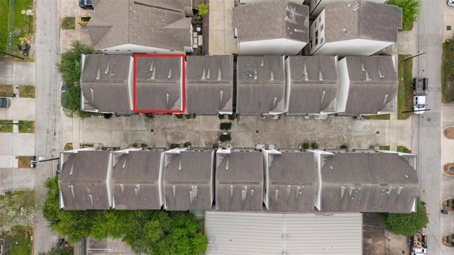 5528 Cornish Street E, Houston, TX 77007