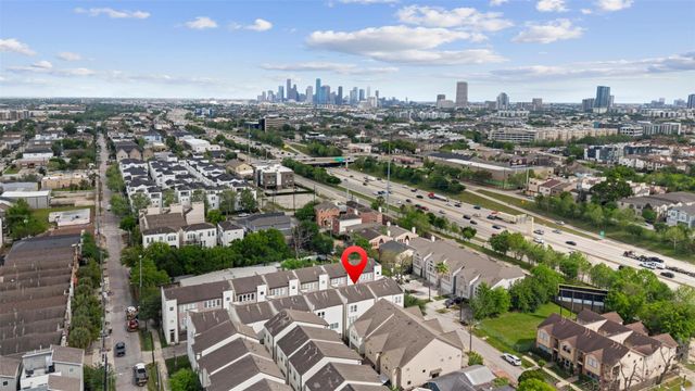 5528 Cornish Street E, Houston, TX 77007