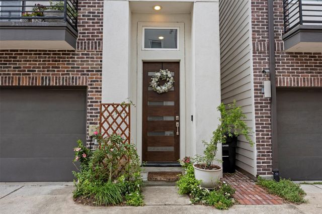 5528 Cornish Street E, Houston, TX 77007