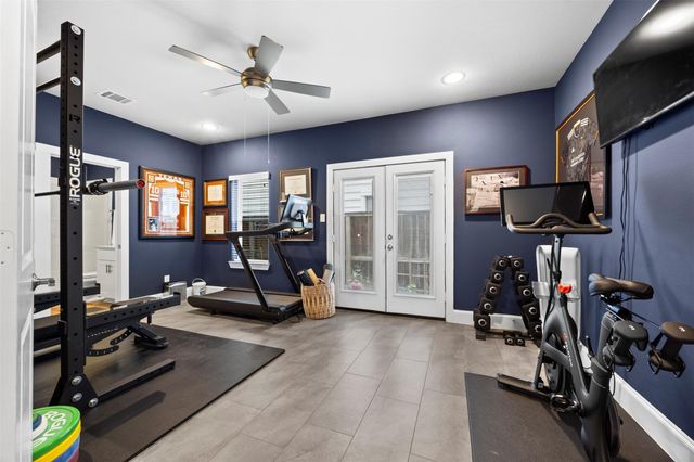 5528 Cornish Street E, Houston, TX 77007