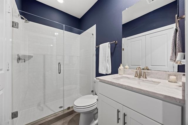 5528 Cornish Street E, Houston, TX 77007