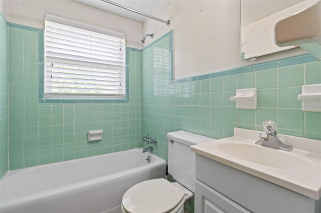 17351 NW 243RD STREET, High Springs, FL 32643