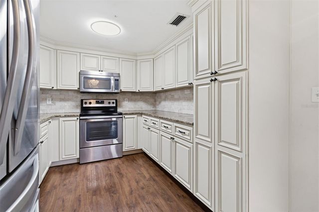 17351 NW 243RD STREET, High Springs, FL 32643