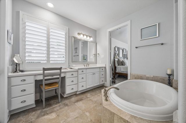 10 Stefano Way, Missouri City, TX 77459