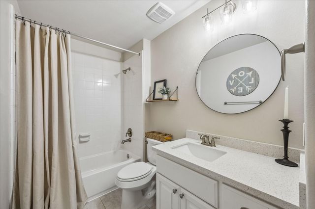10 Stefano Way, Missouri City, TX 77459