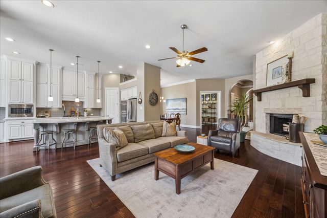 10 Stefano Way, Missouri City, TX 77459