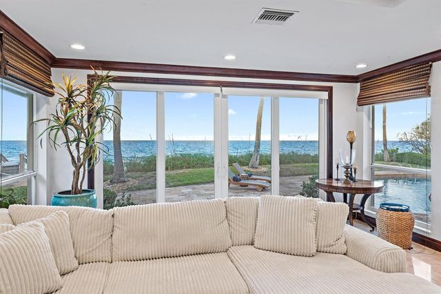 613 S Beach Road, Jupiter, FL 33469