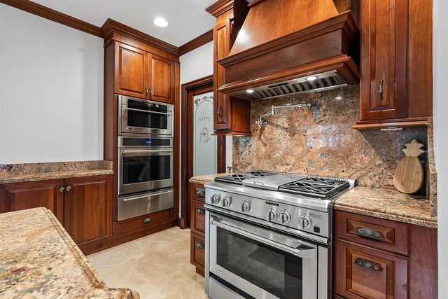 613 S Beach Road, Jupiter, FL 33469