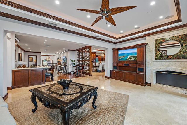 613 S Beach Road, Jupiter, FL 33469