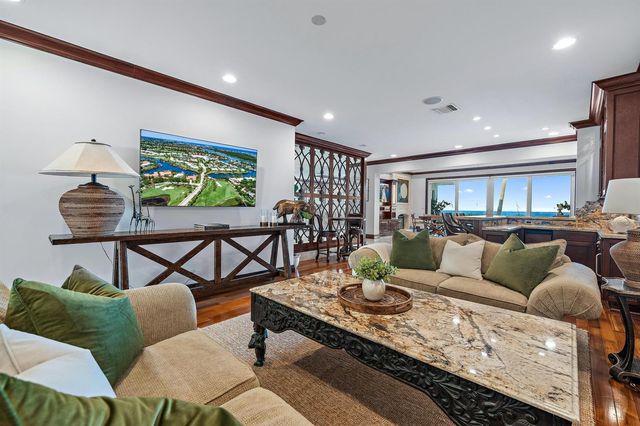 613 S Beach Road, Jupiter, FL 33469