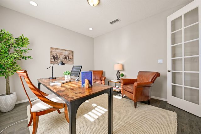 4749 Viento Del Norte, Santa Fe, NM 87507