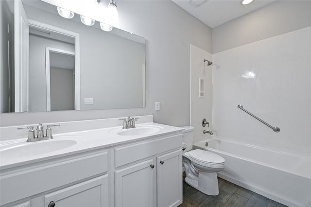 4749 Viento Del Norte, Santa Fe, NM 87507