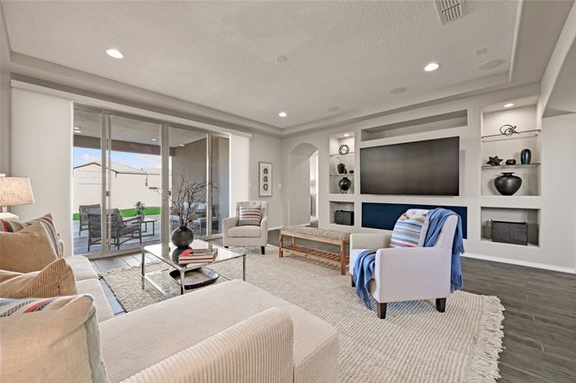 4749 Viento Del Norte, Santa Fe, NM 87507