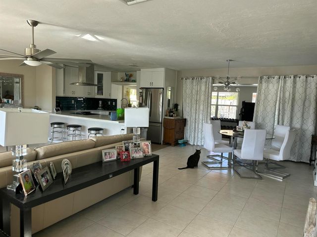 2099 S Conference Drive, Boca Raton, FL 33486