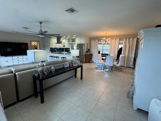 2099 S Conference Drive, Boca Raton, FL 33486