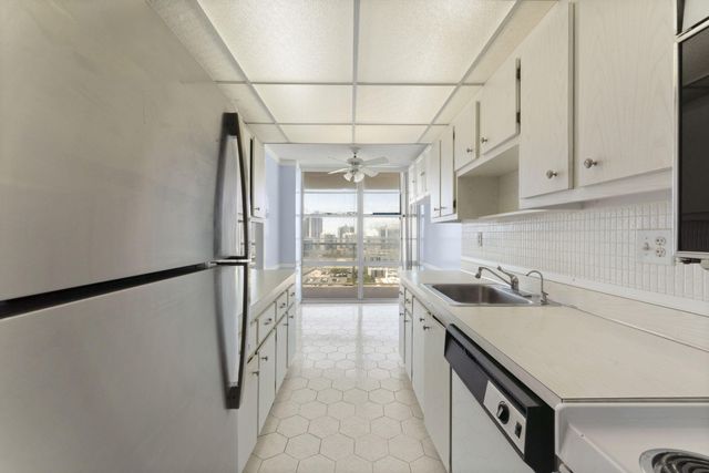 230 174th Street 2402, Sunny Isles Beach, FL 33160
