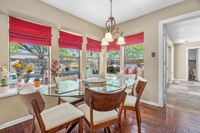 5107 Racquet Club Drive, Arlington, TX 76017