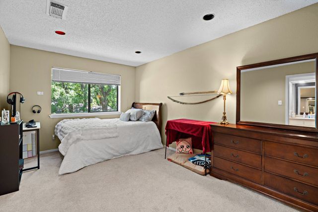 5107 Racquet Club Drive, Arlington, TX 76017