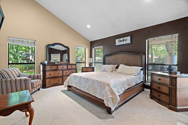 5107 Racquet Club Drive, Arlington, TX 76017