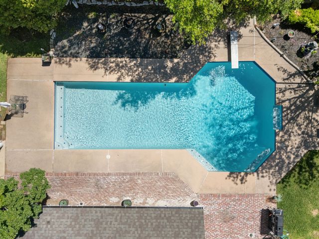 5107 Racquet Club Drive, Arlington, TX 76017