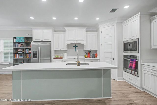 16821 W Landon Green Circle, Gulfport, MS 39503