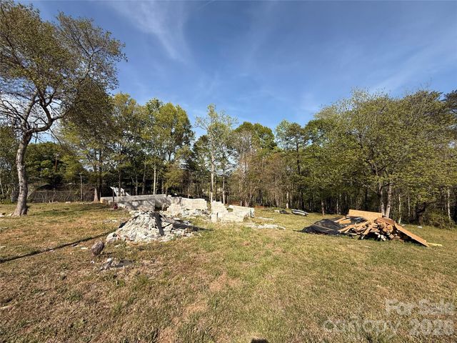 5750 Poovey Drive, Granite Falls, NC 28630