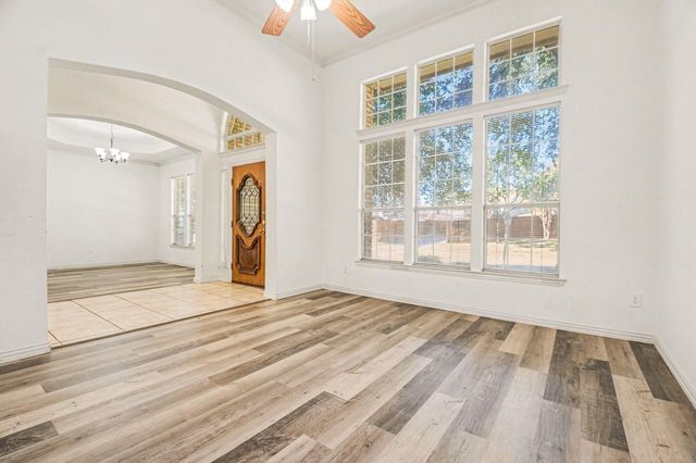 1005 Creek Bend, Carrollton, TX 75007