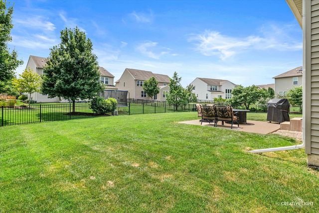 4135 Bedford Lane, Aurora, IL 60504