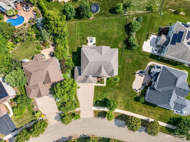 4135 Bedford Lane, Aurora, IL 60504